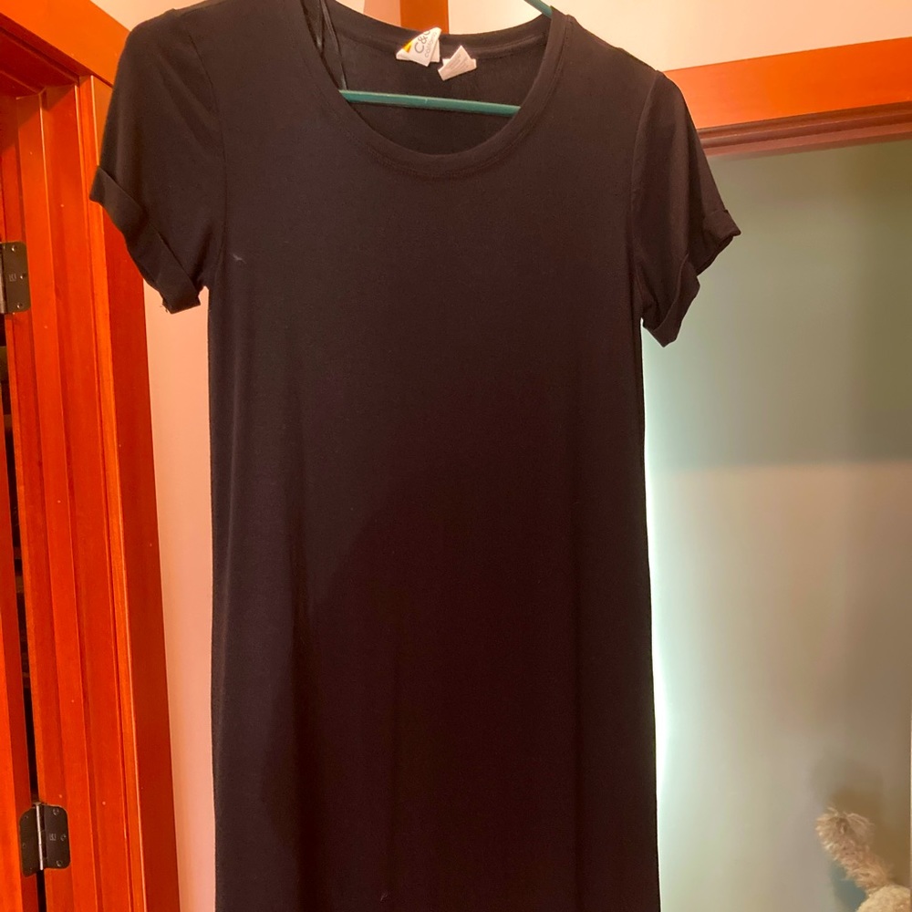 C&C California XS black T-shirt dress.
